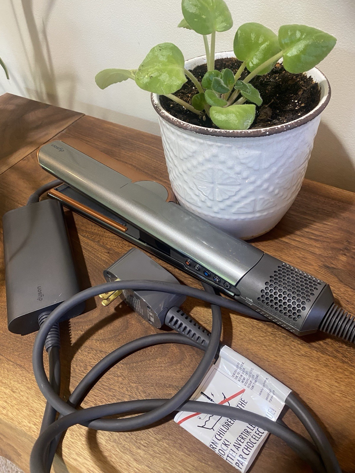 Dyson Airstrait Straightener – Nickel/Copper